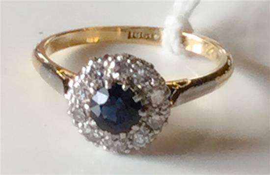 18ct gold and sapphire cluster ring